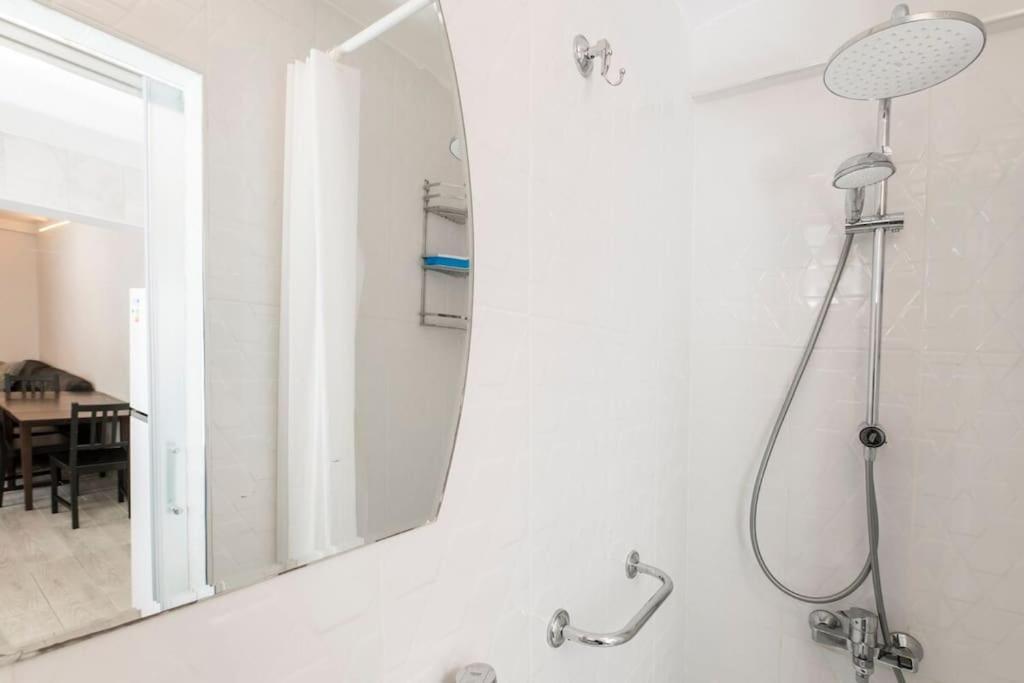 Beautiful 2Br House W/Ac 400Meters Taksim Square Leilighet Istanbul Eksteriør bilde