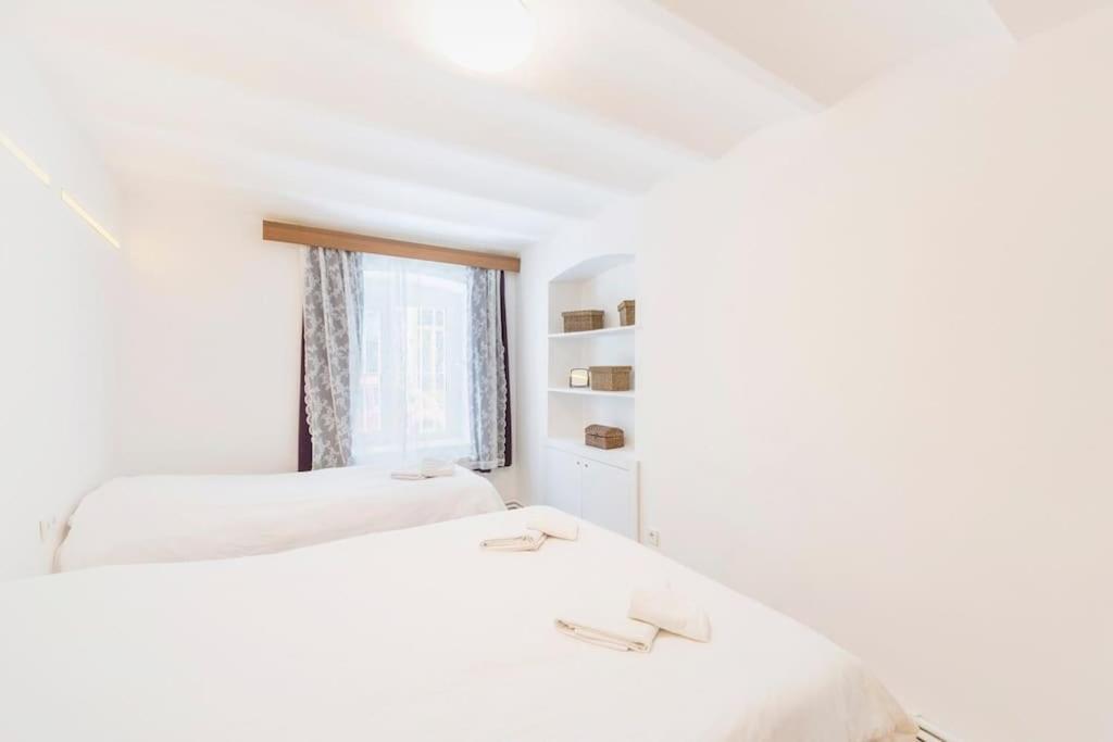 Beautiful 2Br House W/Ac 400Meters Taksim Square Leilighet Istanbul Eksteriør bilde